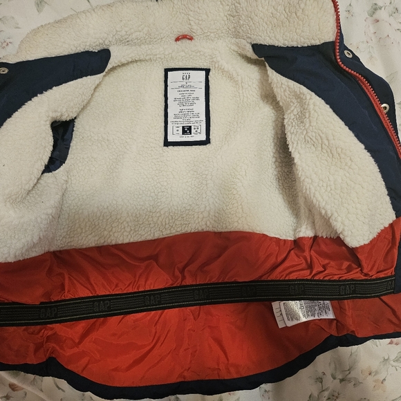 Gap kids winter jacket - Picture 3 of 11